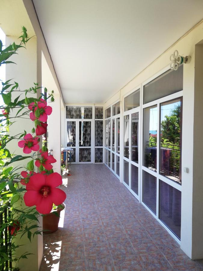 Aparthotel Na Abovyana 7 New Athos Exterior photo