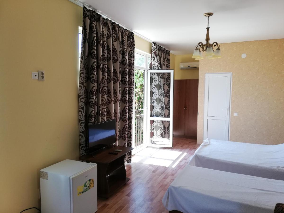 Aparthotel Na Abovyana 7 New Athos Exterior photo